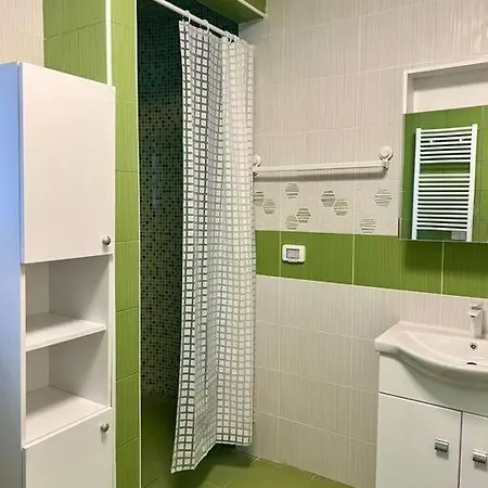 Green Oasis In “verdi” Бухарест