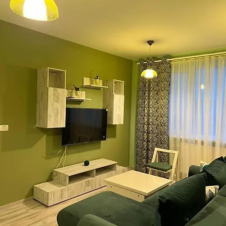 Green Oasis In “verdi” بوخارست